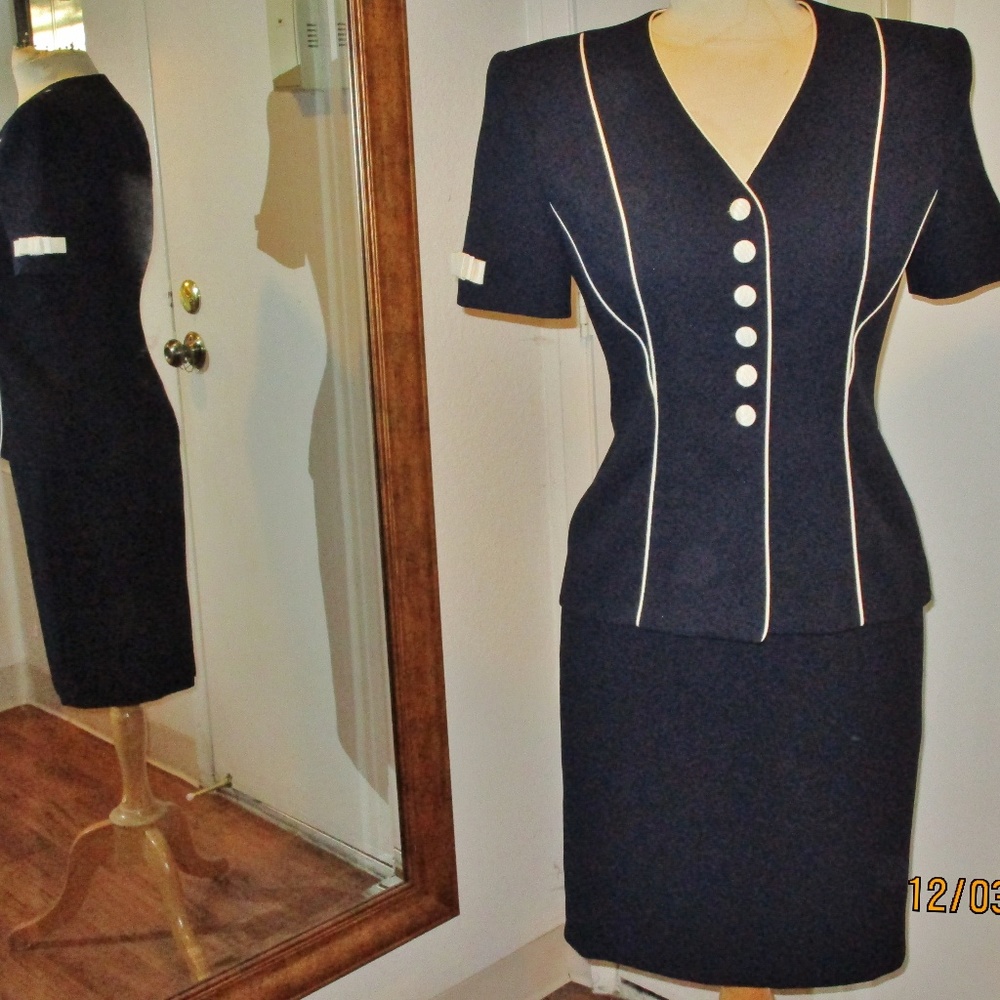 Allumette Paris 70s 2-Piece Navy Blue Skirt Suit